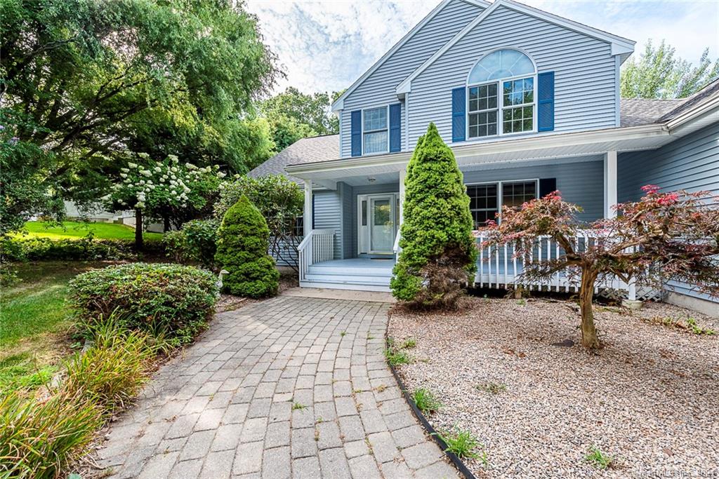 80 Cove View Road New London CT 06320