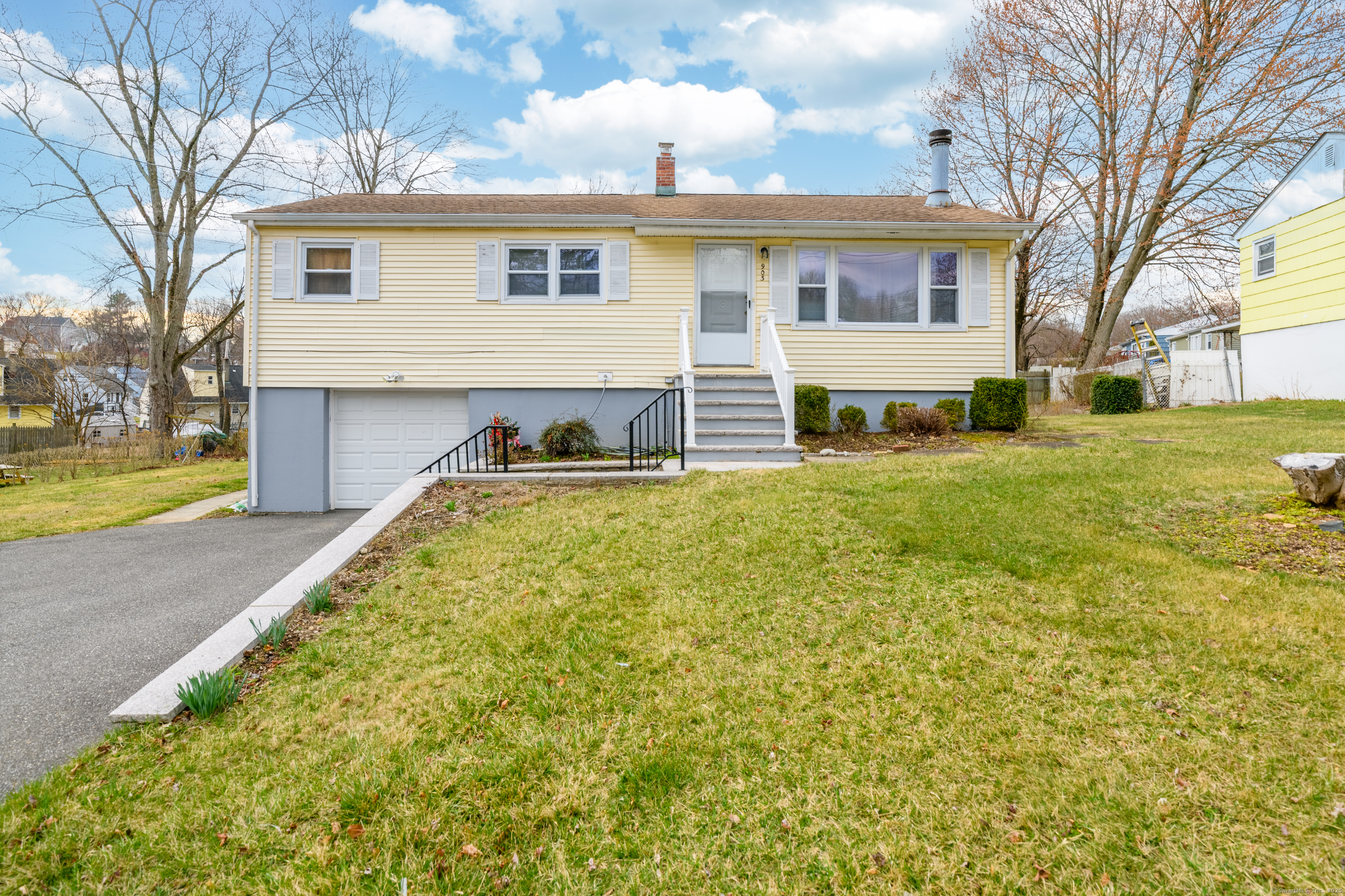 903 Old Town Road Bridgeport CT 06606