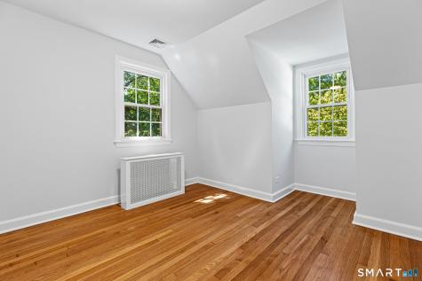 99 Woodbury Avenue Stamford CT 06907