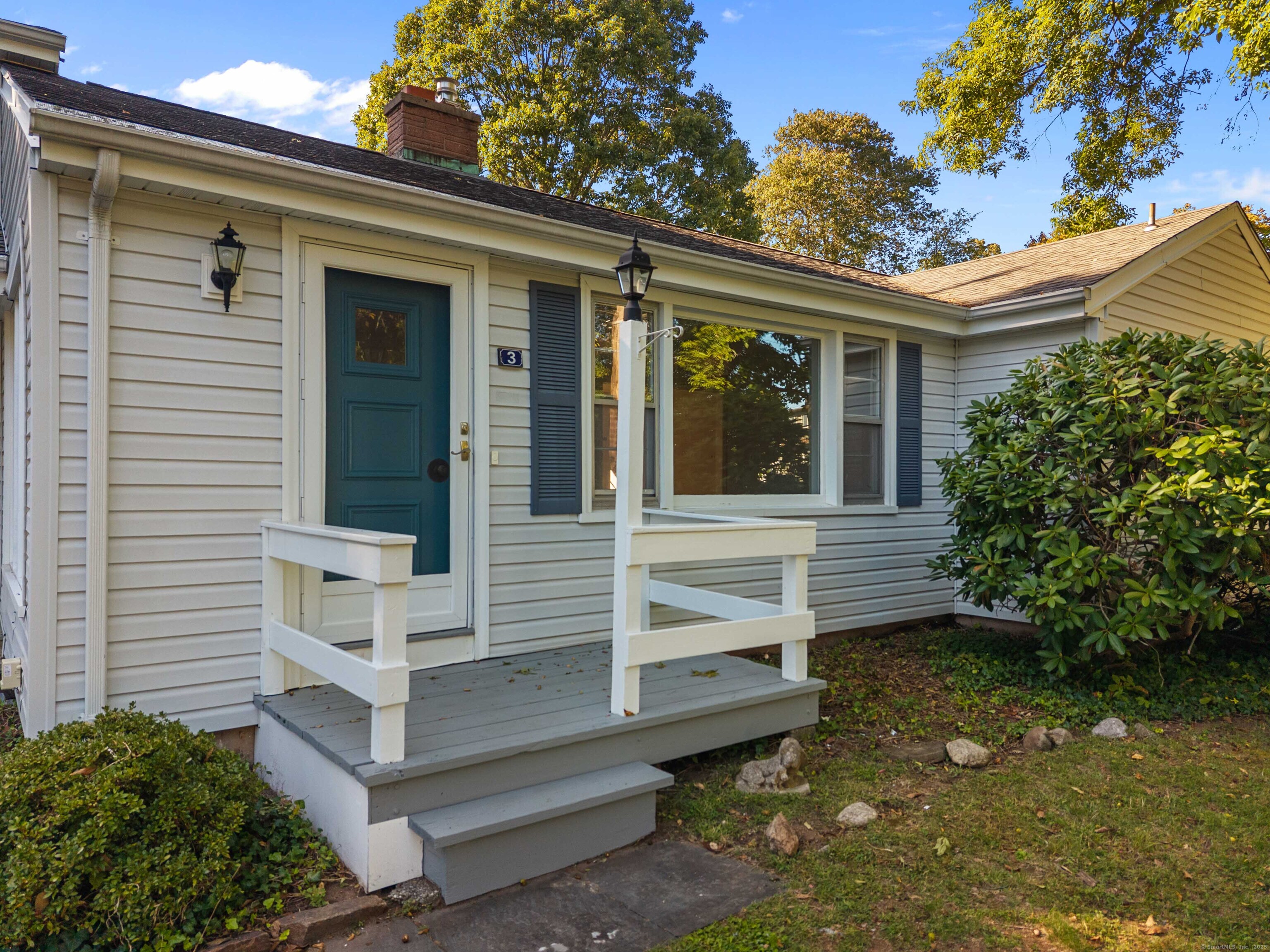 3 Bayview Avenue Branford CT 06405