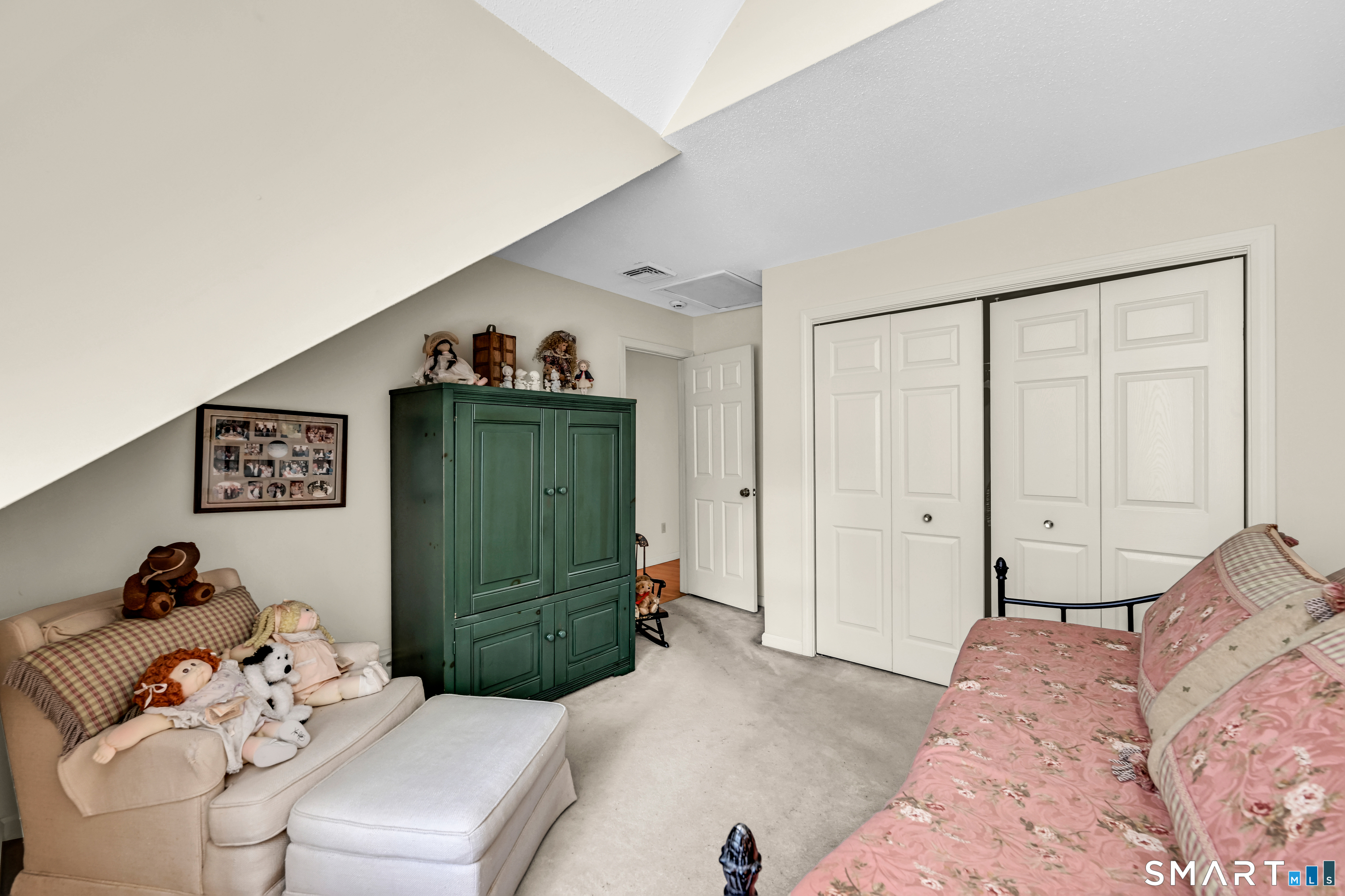 199 Taugwonk Road Stonington CT 06378