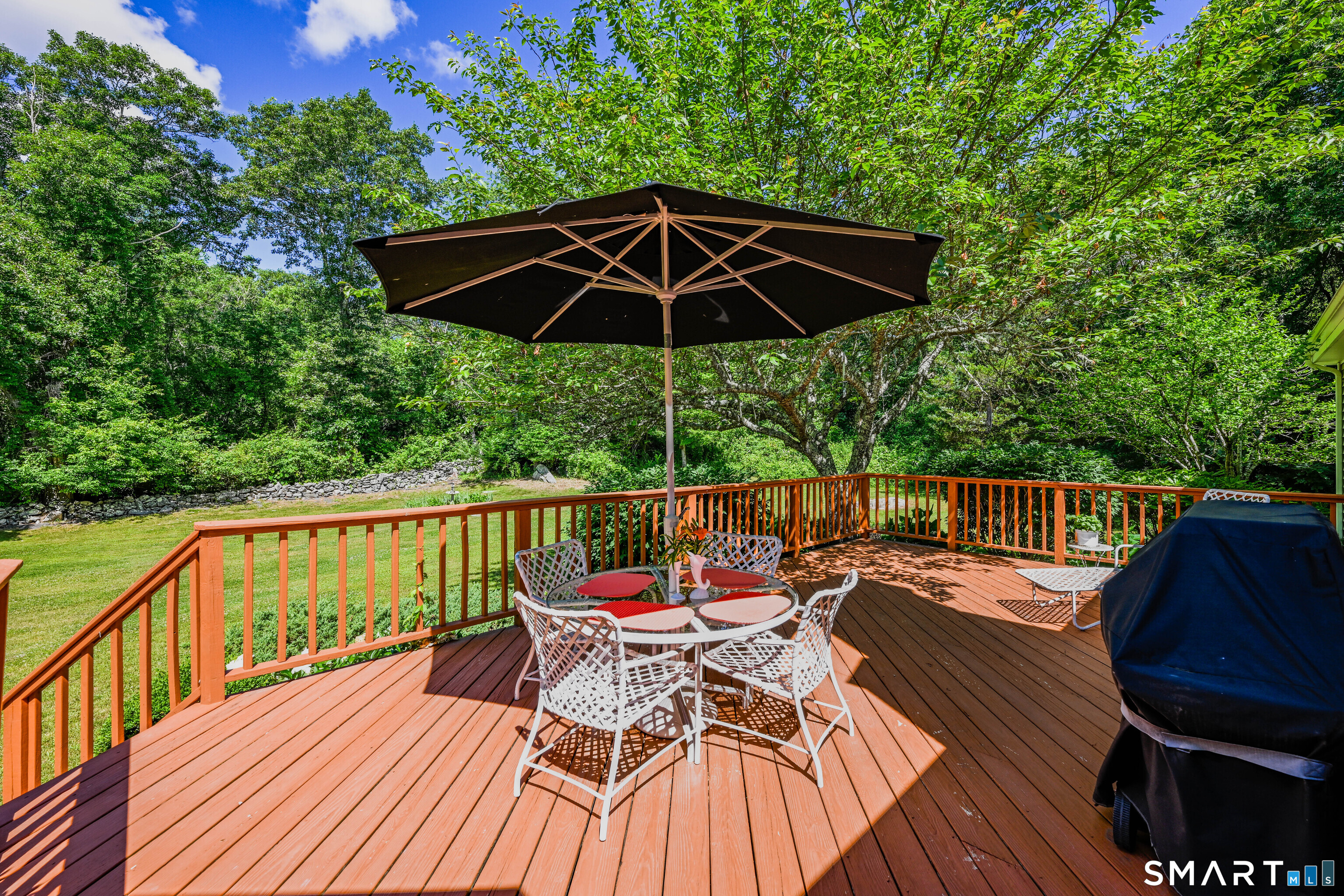 199 Taugwonk Road Stonington CT 06378