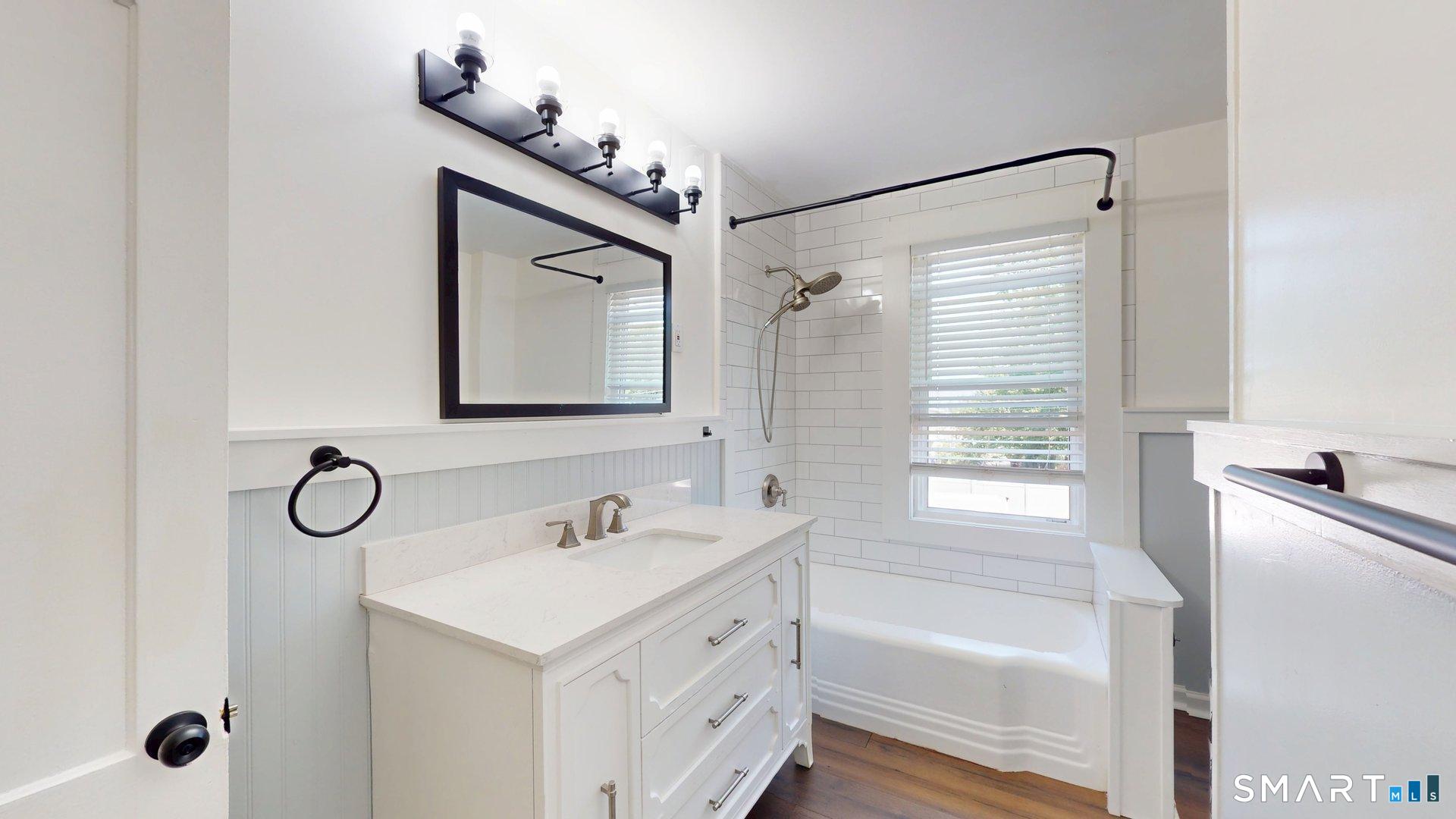 8 Chestnut Street Windsor Locks CT 06096