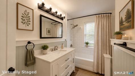 8 Chestnut Street Windsor Locks CT 06096