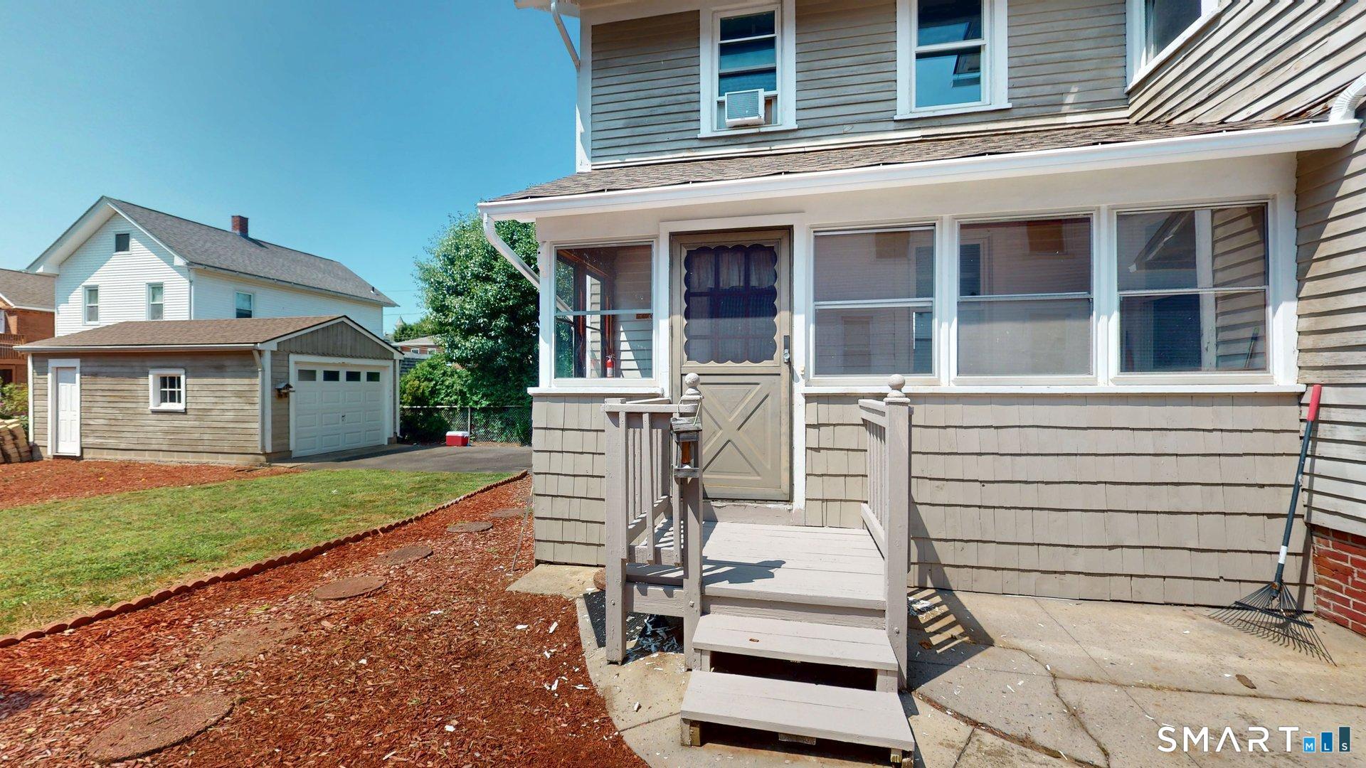8 Chestnut Street Windsor Locks CT 06096