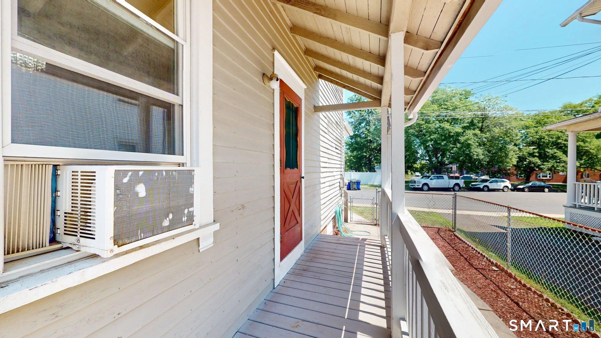 8 Chestnut Street Windsor Locks CT 06096