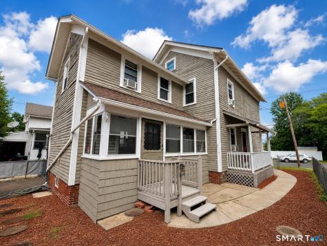 8 Chestnut Street Windsor Locks CT 06096