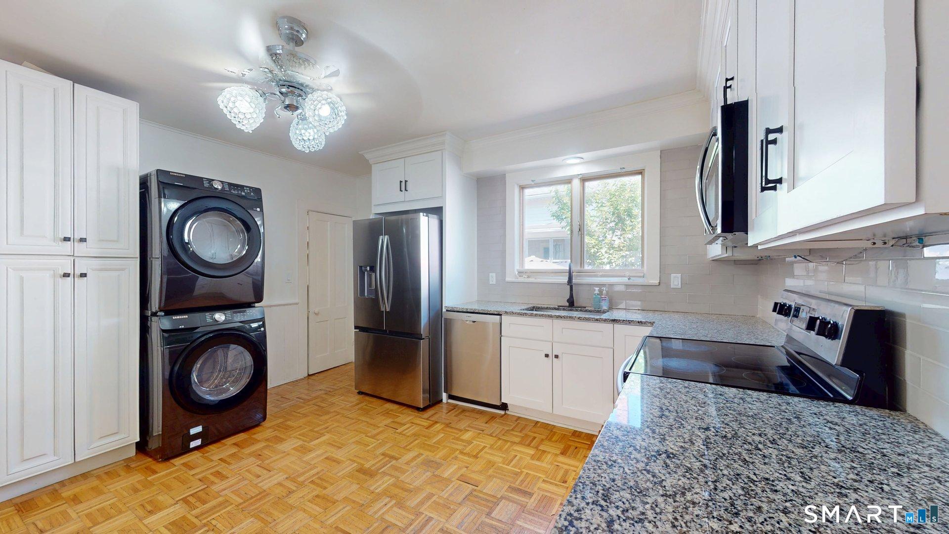 8 Chestnut Street Windsor Locks CT 06096