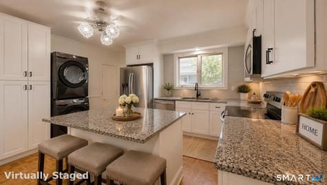 8 Chestnut Street Windsor Locks CT 06096