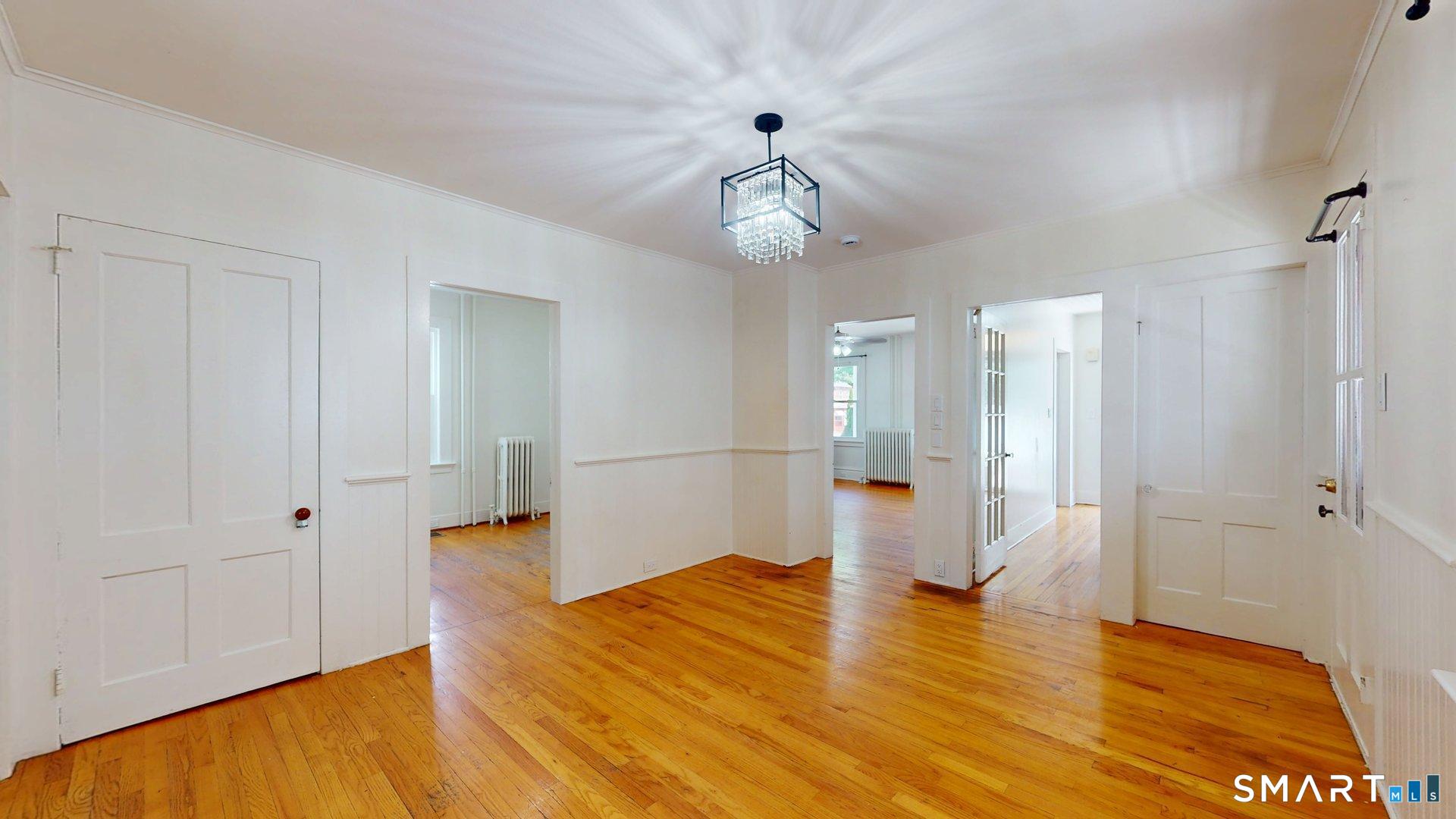 8 Chestnut Street Windsor Locks CT 06096