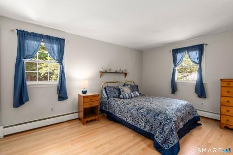 74 Arnott Road Manchester CT 06040