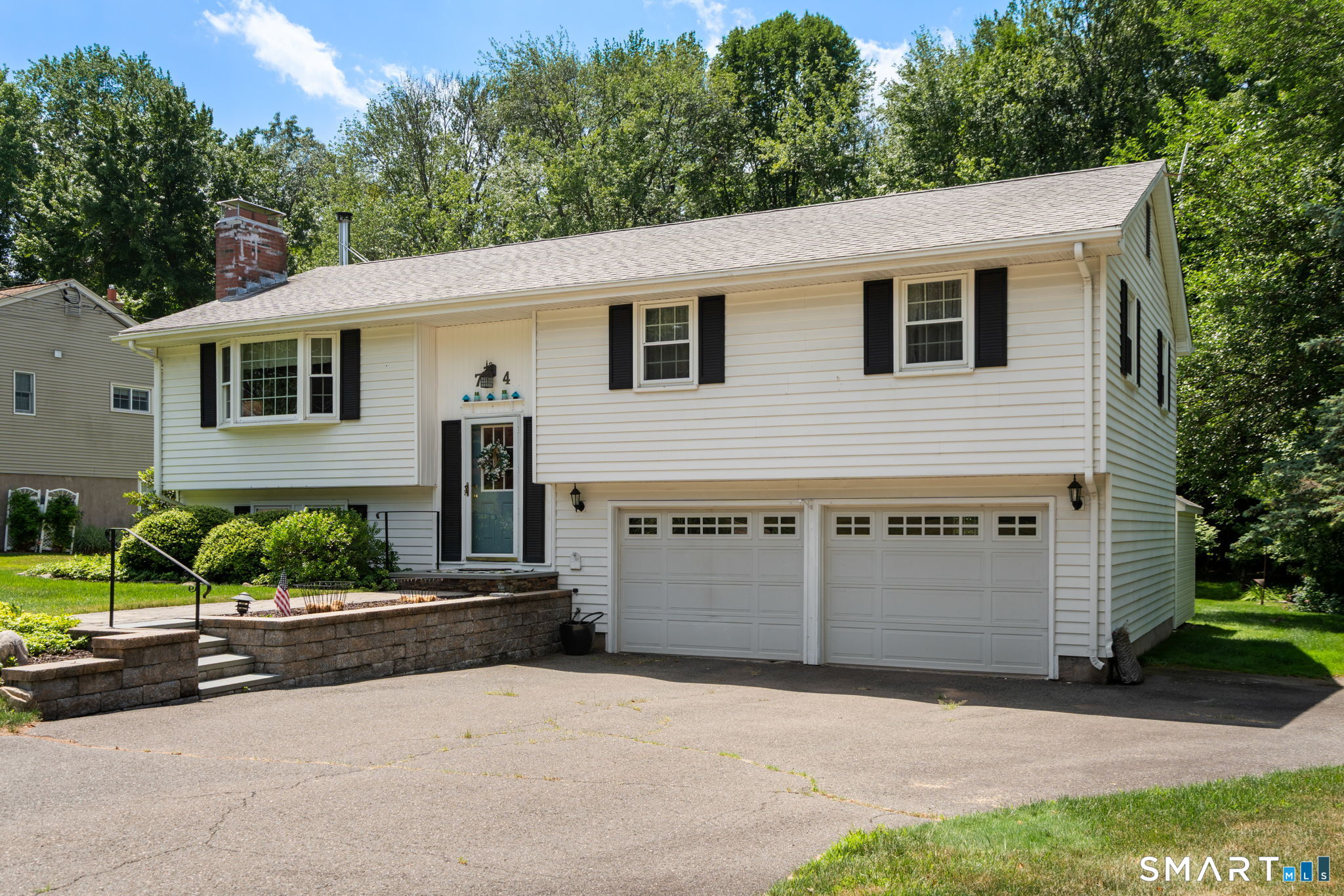 74 Arnott Road Manchester CT 06040