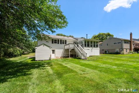 74 Arnott Road Manchester CT 06040