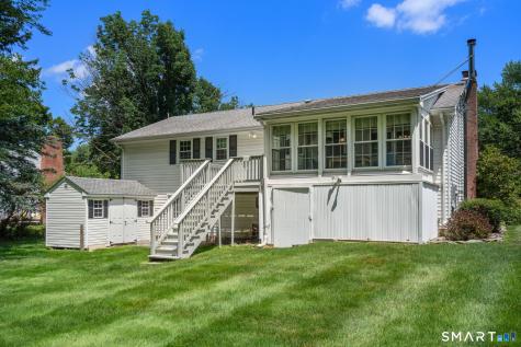 74 Arnott Road Manchester CT 06040