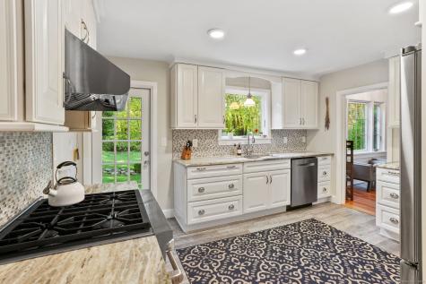 477 Newtown Turnpike Redding CT 06896