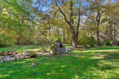 477 Newtown Turnpike Redding CT 06896