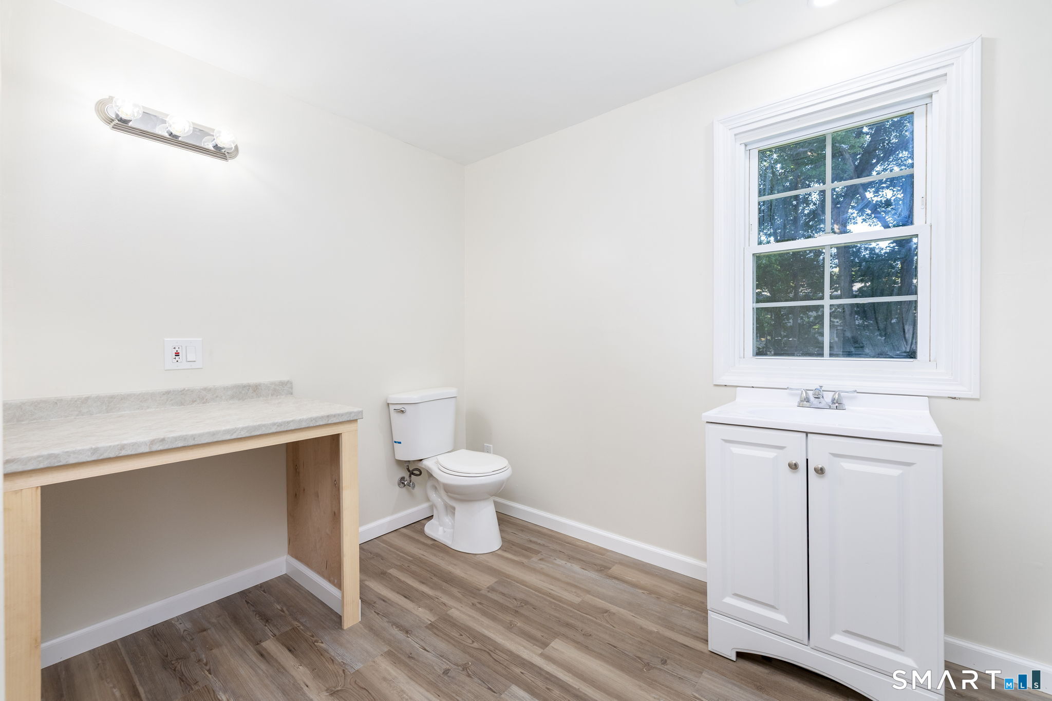 26 Kilmartin Avenue Bristol CT 06010