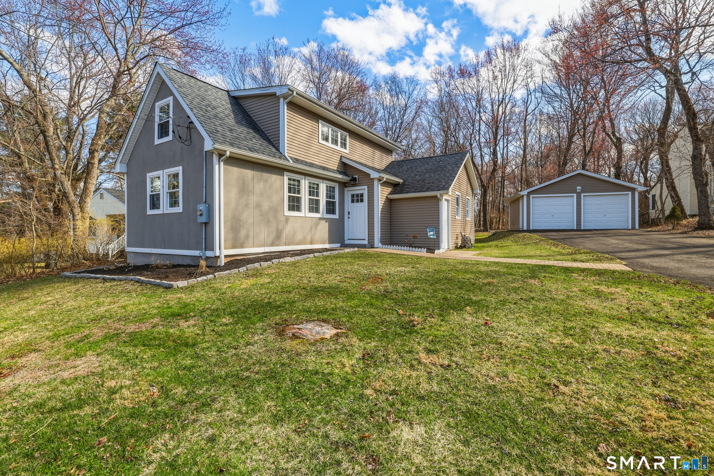 15 Cedar Avenue Wolcott CT 06716