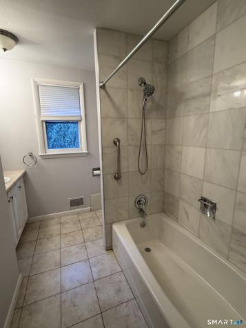 114 Kings Highway North Haven CT 06473