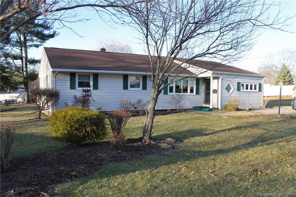 17 Pam Lane South Windsor CT 06074