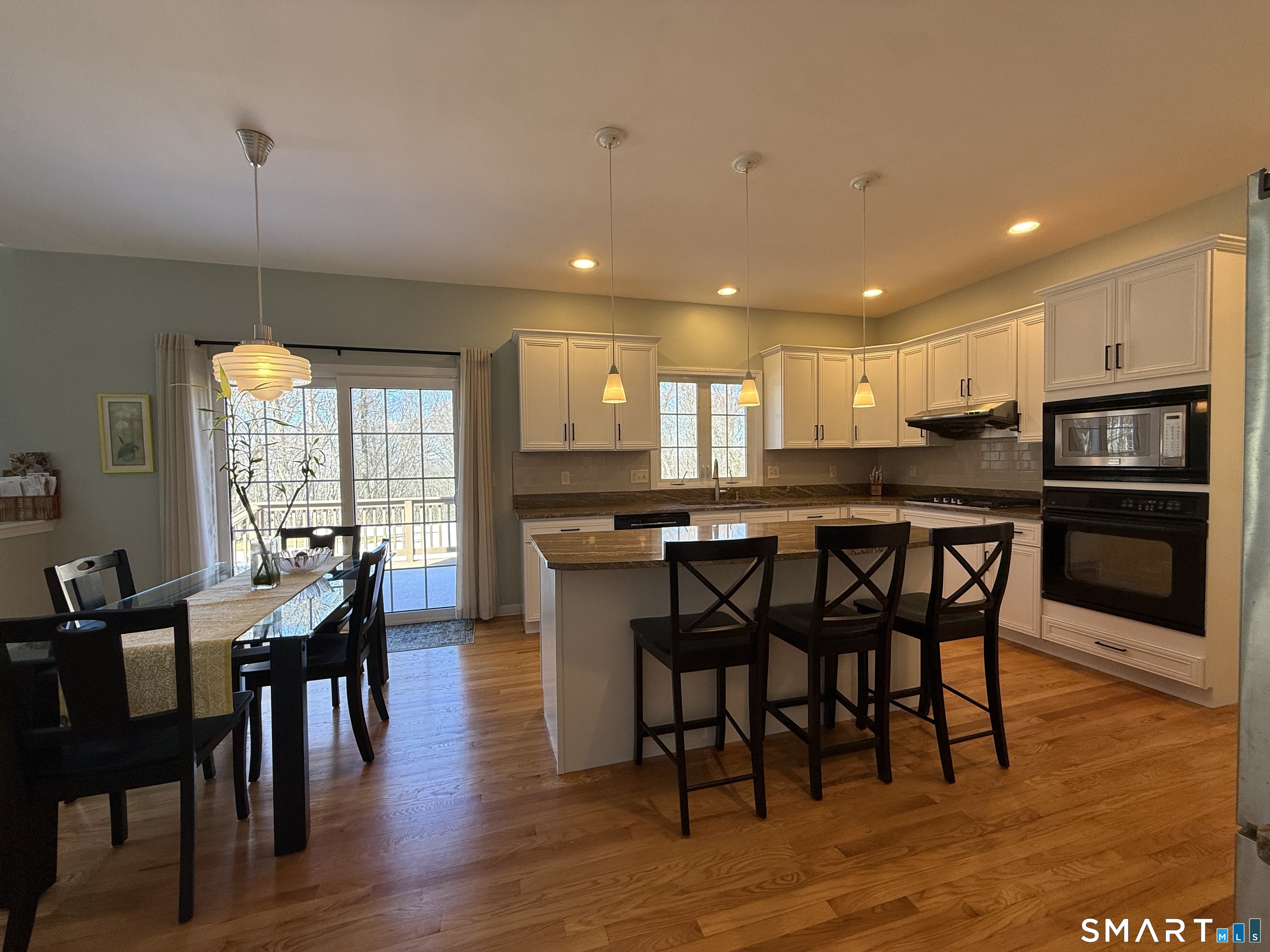 36 Country Lane Bethany CT 06524