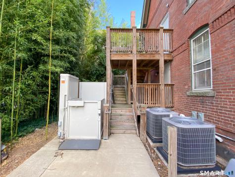 16 Lynwood Place New Haven CT 06511