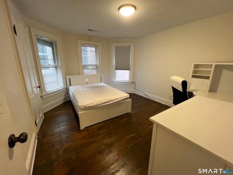 16 Lynwood Place New Haven CT 06511