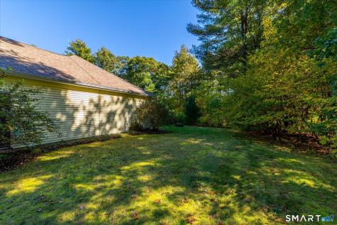 99 Juniper Way Brooklyn CT 06234