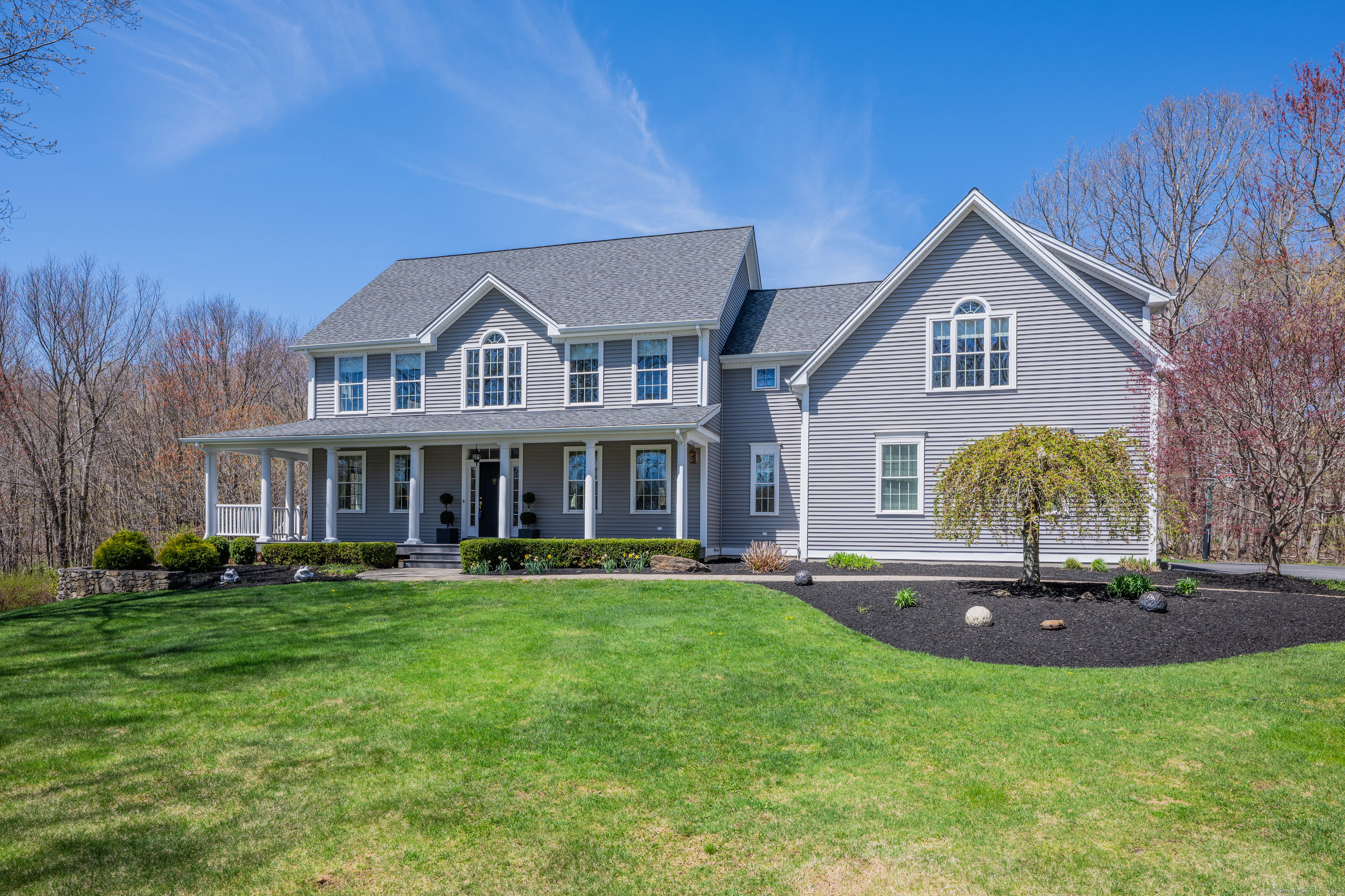 38 Warren Glen Burlington CT 06013