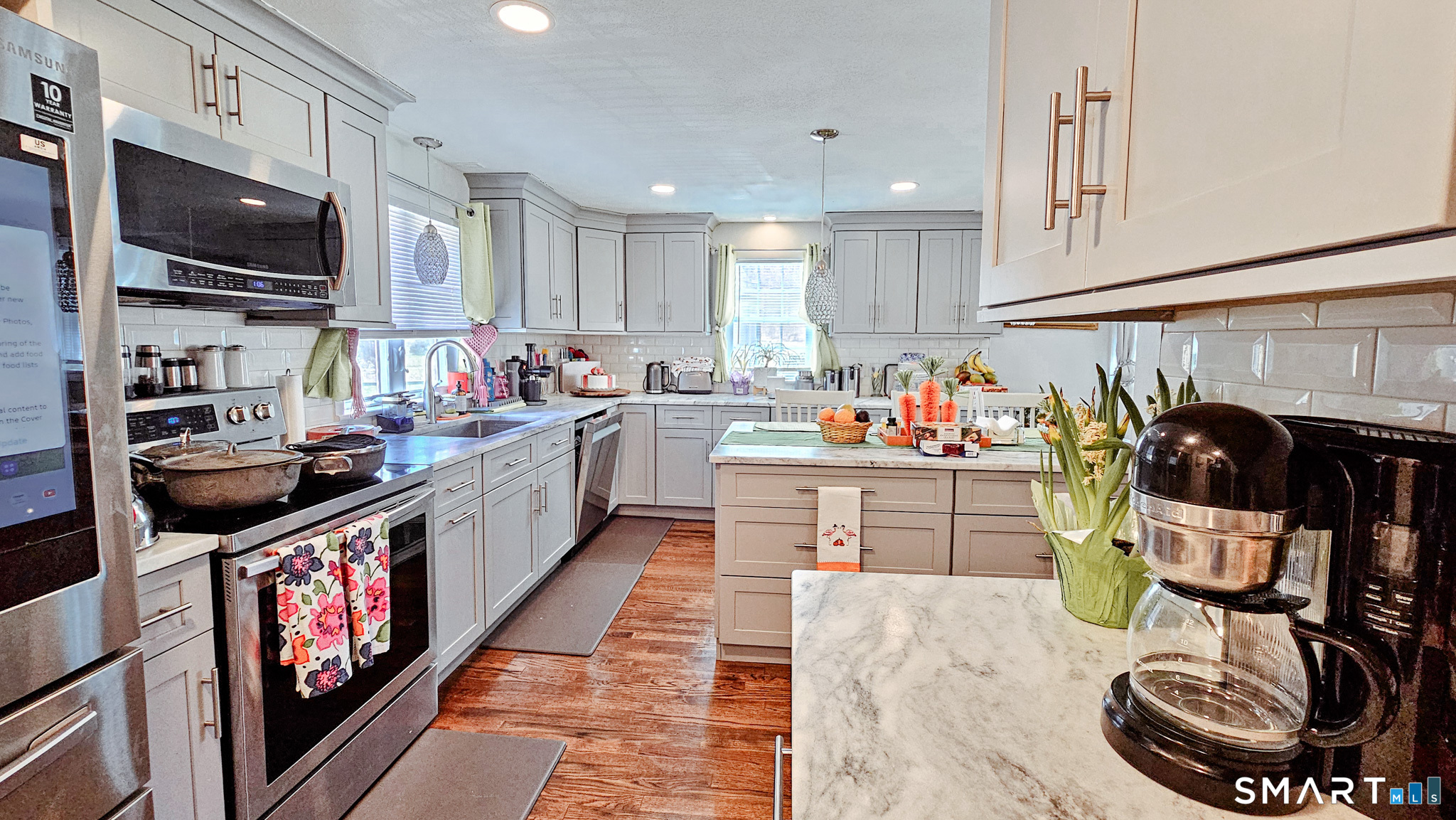 10 Penwood Road Bloomfield CT 06002