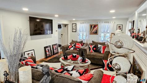 10 Penwood Road Bloomfield CT 06002