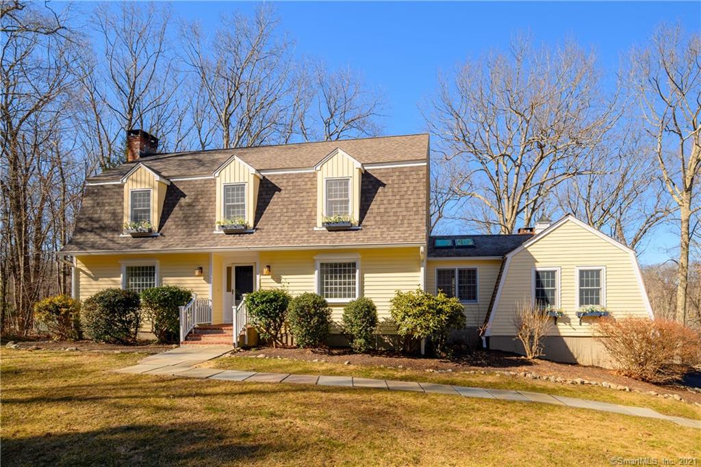2 North Branch Road Newtown CT 06470