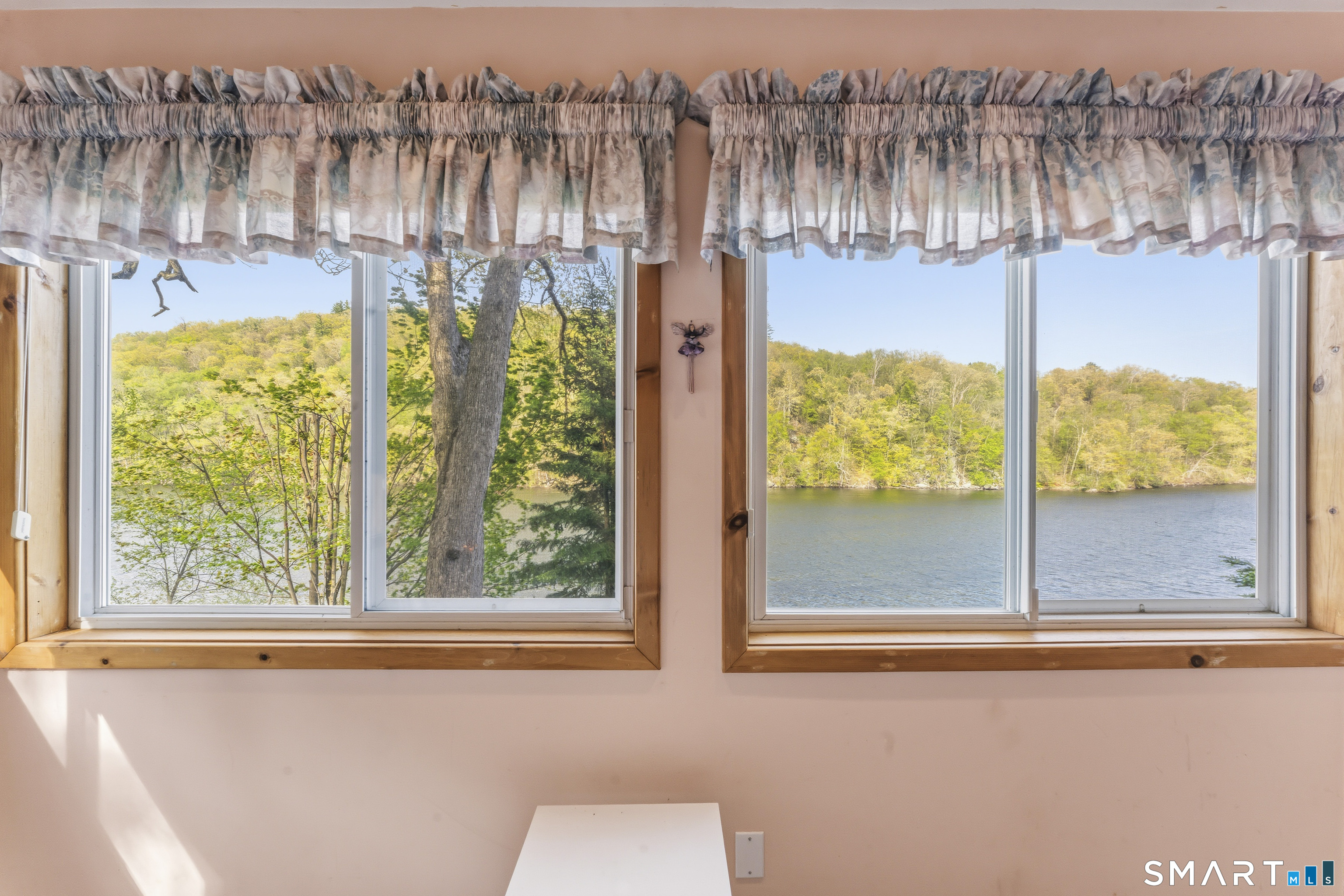 79 Algonquin Trail Newtown CT 06482
