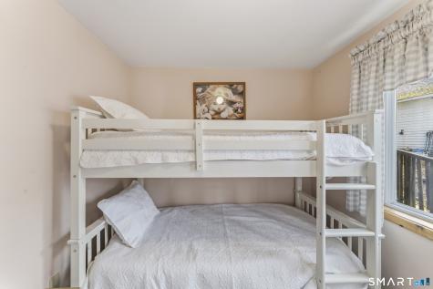 79 Algonquin Trail Newtown CT 06482