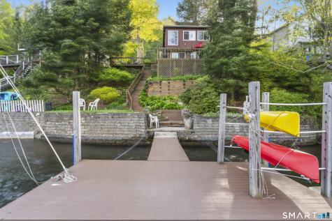 79 Algonquin Trail Newtown CT 06482