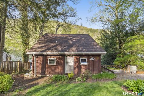 79 Algonquin Trail Newtown CT 06482