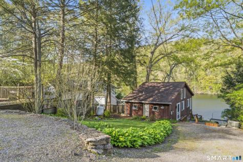 79 Algonquin Trail Newtown CT 06482