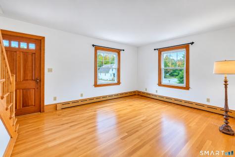 282 Boston Post Road Waterford CT 06385