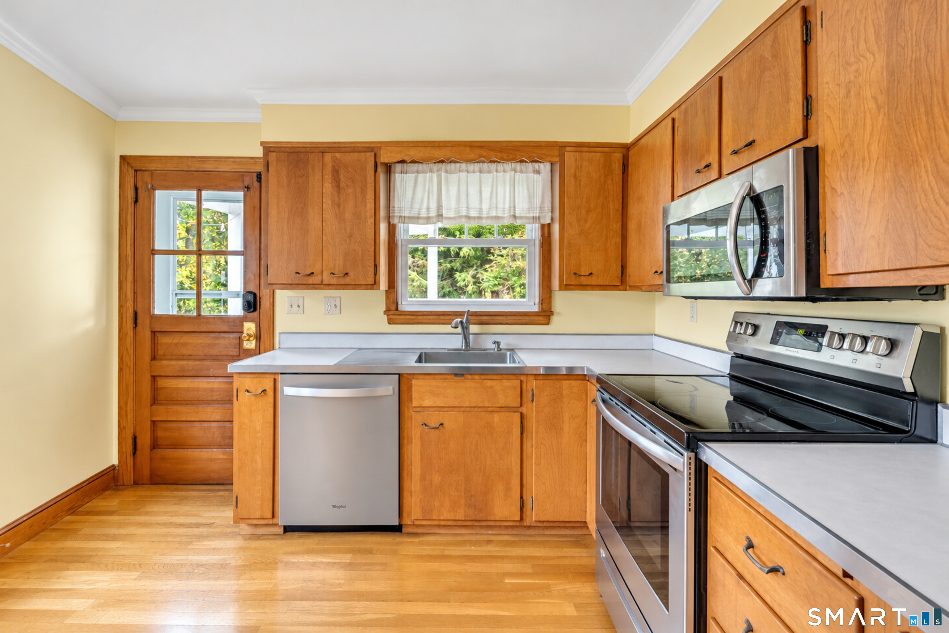 282 Boston Post Road Waterford CT 06385