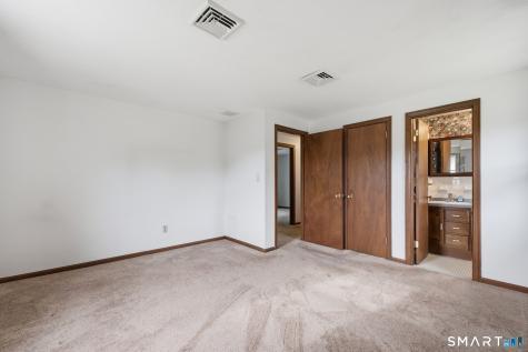 4 Stowe Street Middlefield CT 06455
