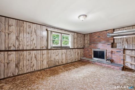 4 Stowe Street Middlefield CT 06455