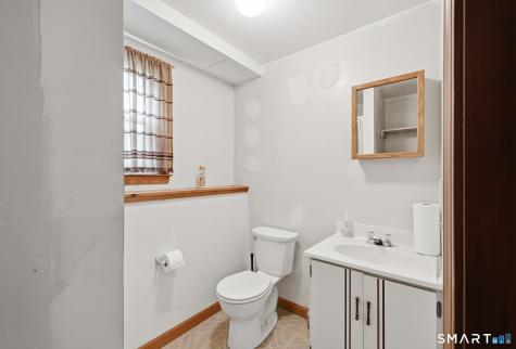 4 Stowe Street Middlefield CT 06455