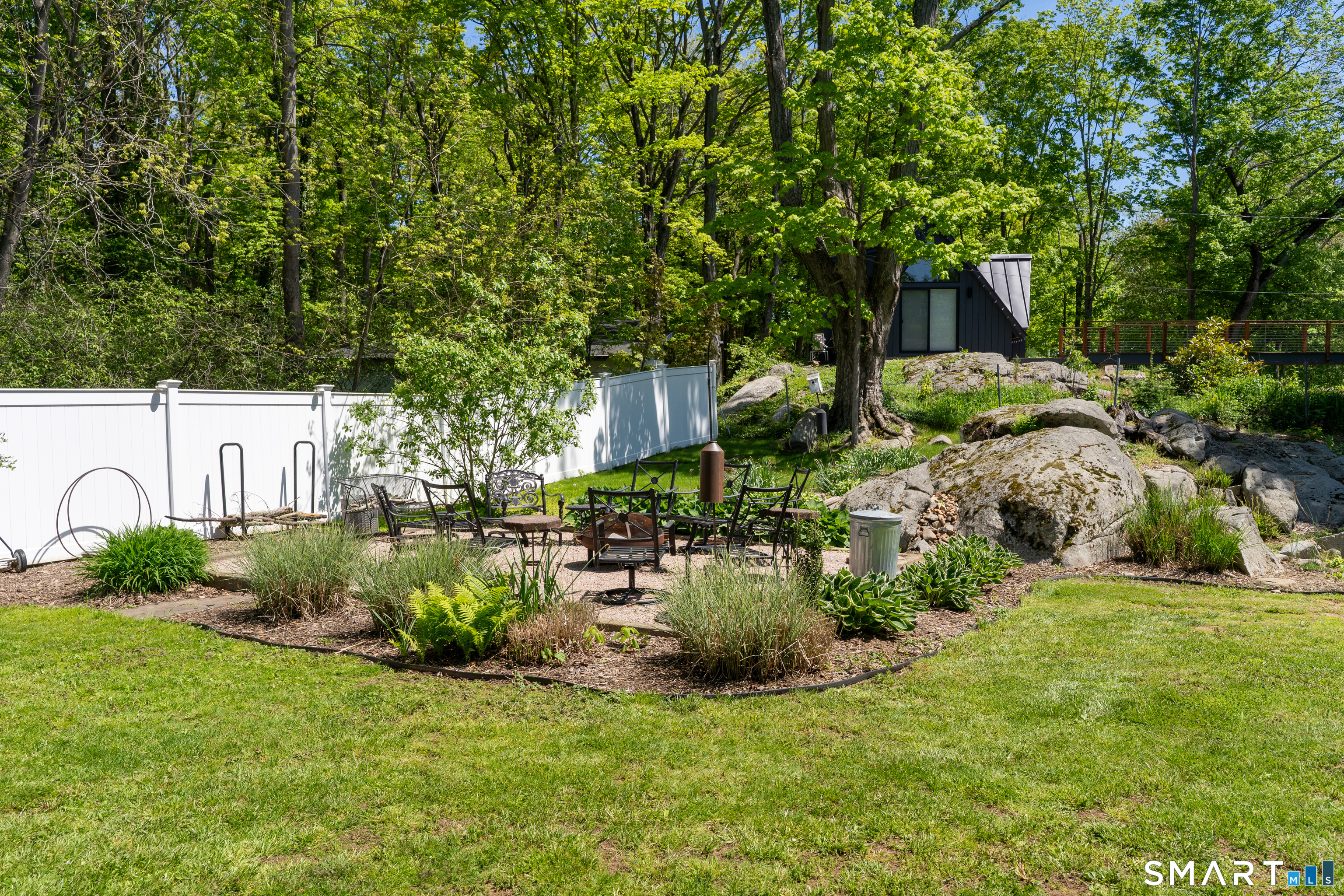 147 Boston Street Guilford CT 06437