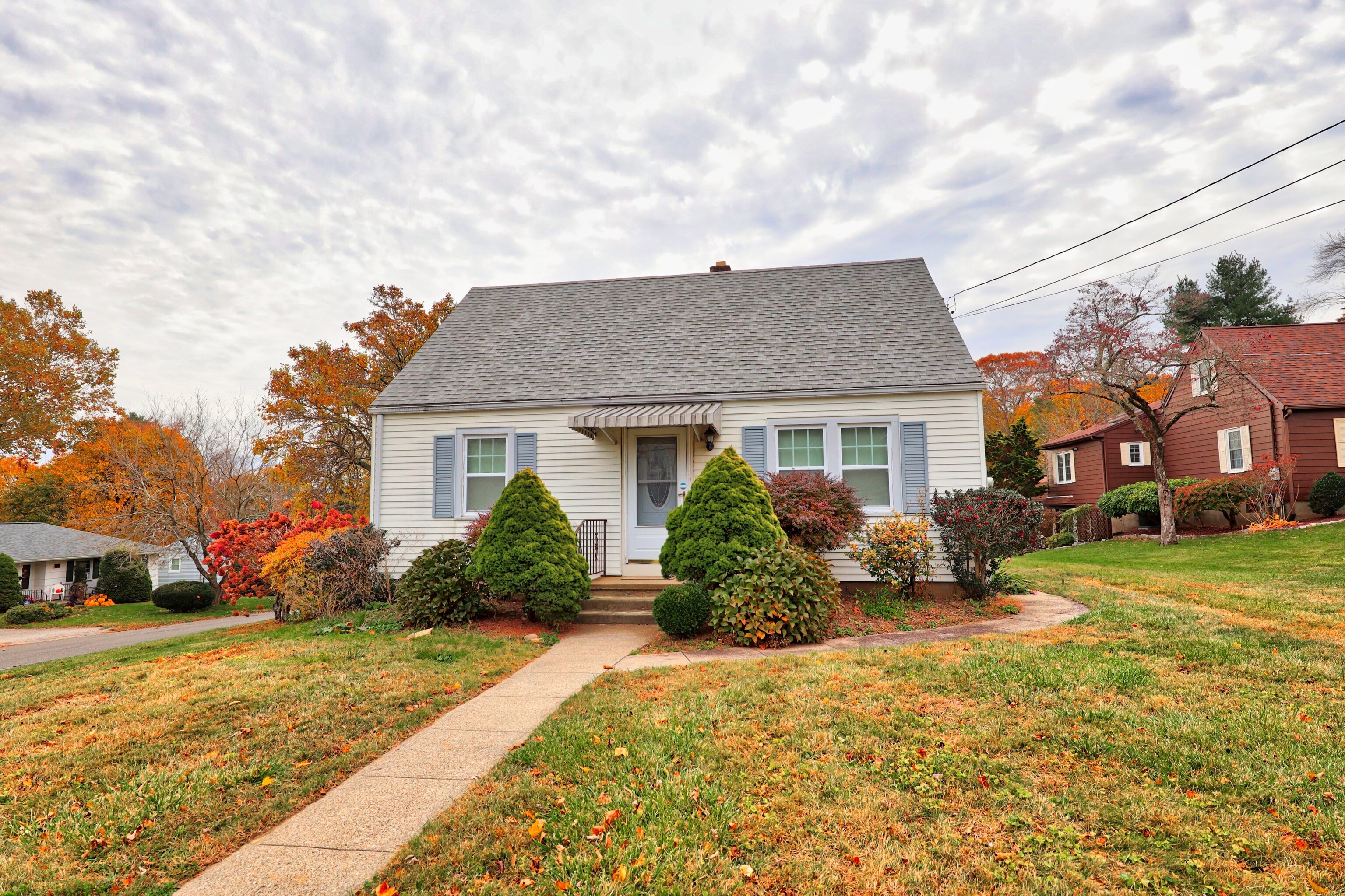 372 Anna Avenue Waterbury CT 06708