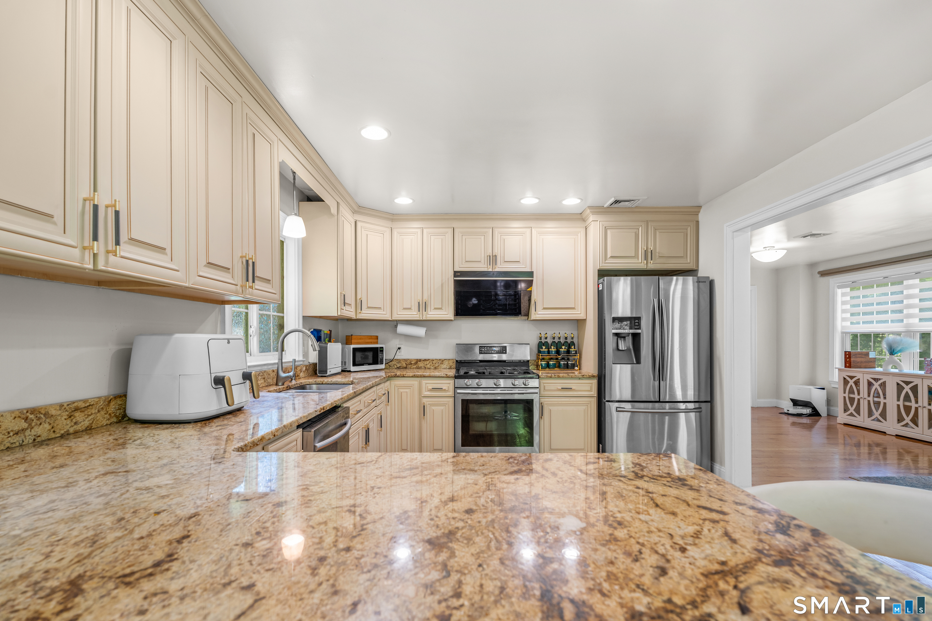 42 White Avenue Middlebury CT 06762