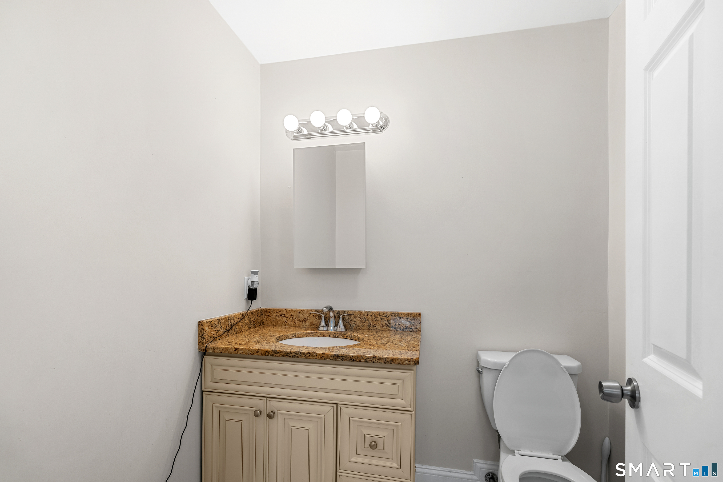 42 White Avenue Middlebury CT 06762