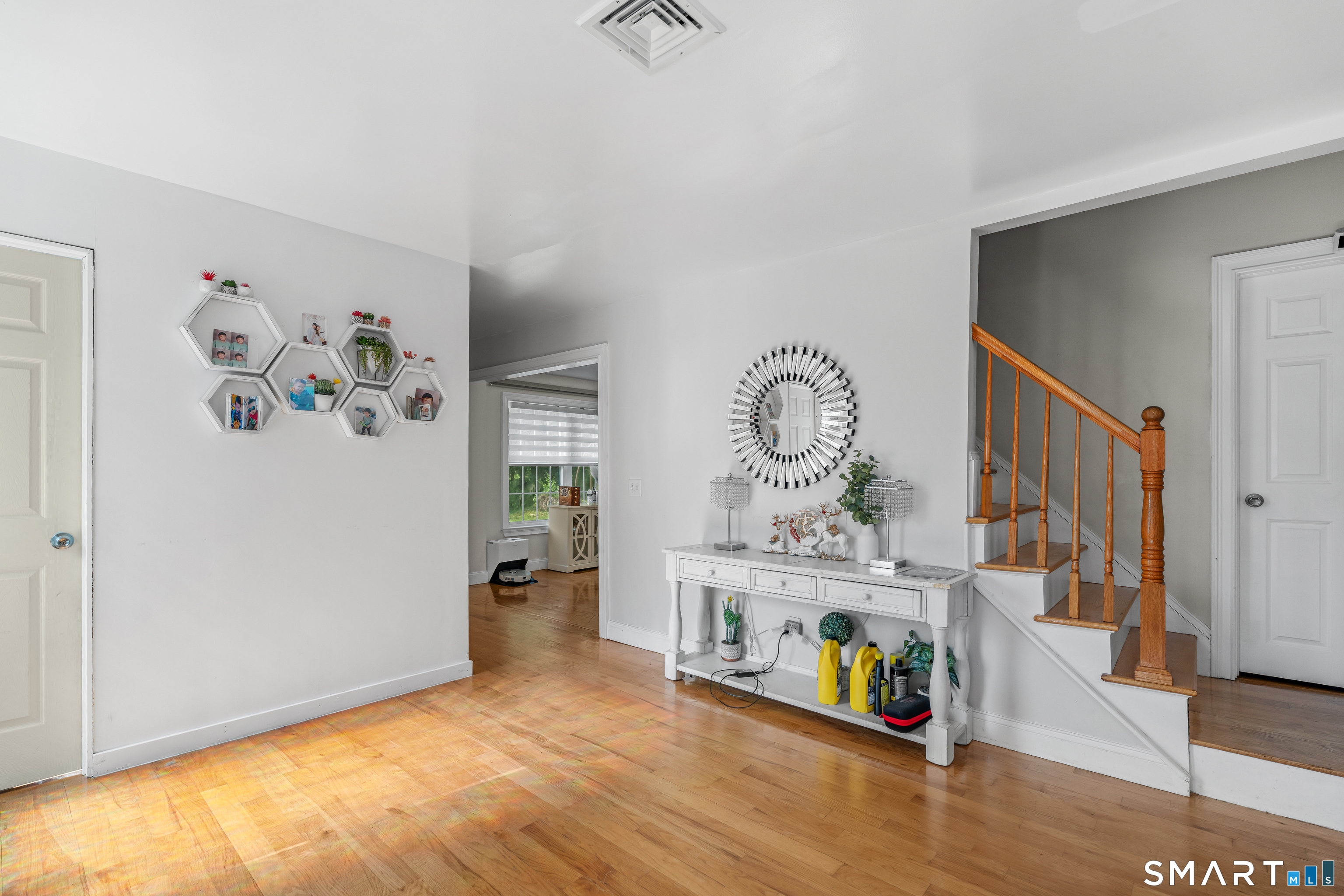 42 White Avenue Middlebury CT 06762