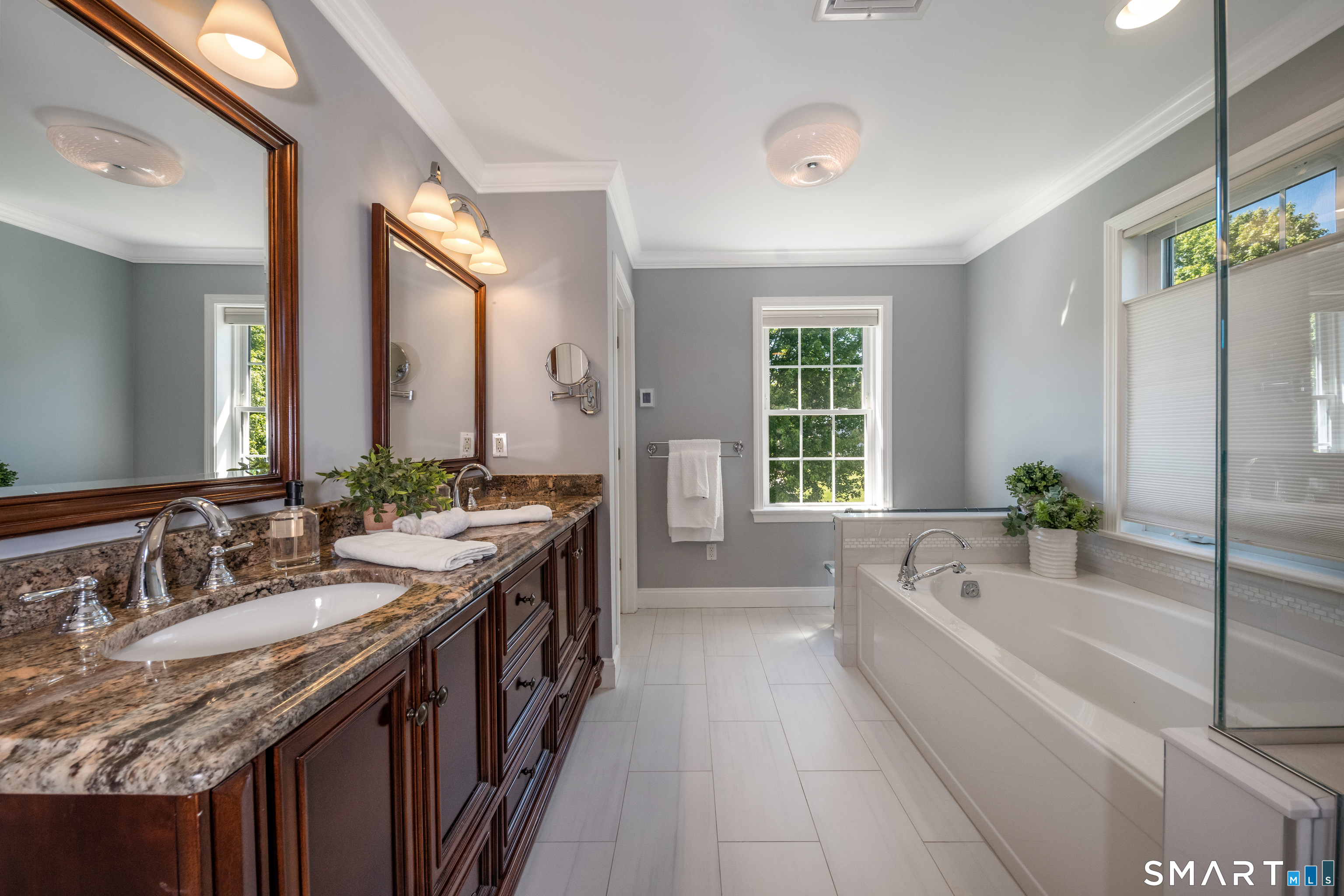 15 Garden Gate Farmington CT 06032
