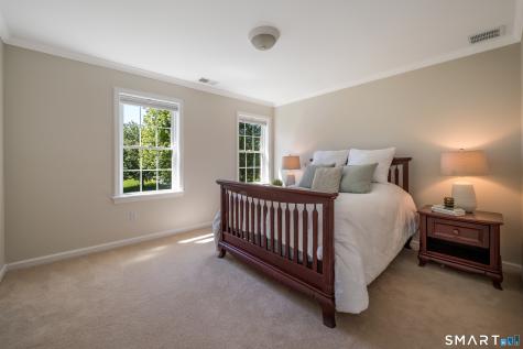 15 Garden Gate Farmington CT 06032