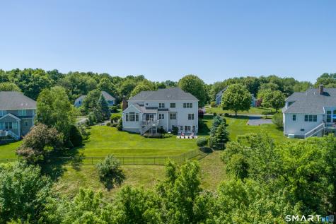15 Garden Gate Farmington CT 06032